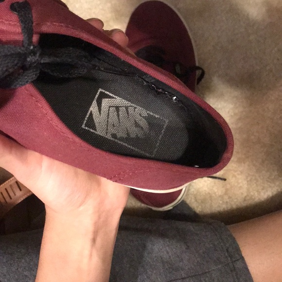 Vans - Picture 5 of 6